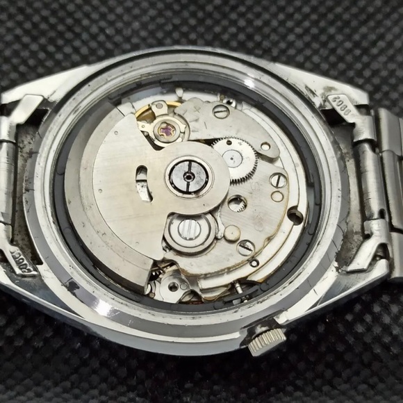 Vintage Automatic 1970s Seiko Mens Watch Red and Gold Face! - Picture 9 of 9